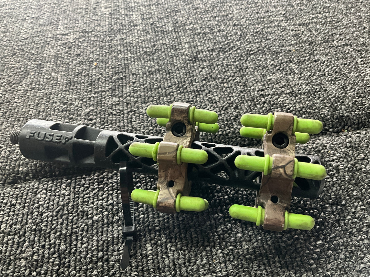 FUSE STABILIZER