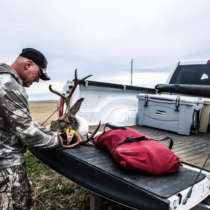 KOOLA BUCK BLOOD RED GAME BAG – LARGE